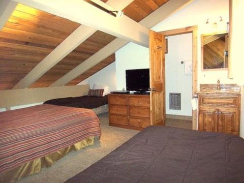 2 Bedrooms Premium Apartment Mammoth Lakes