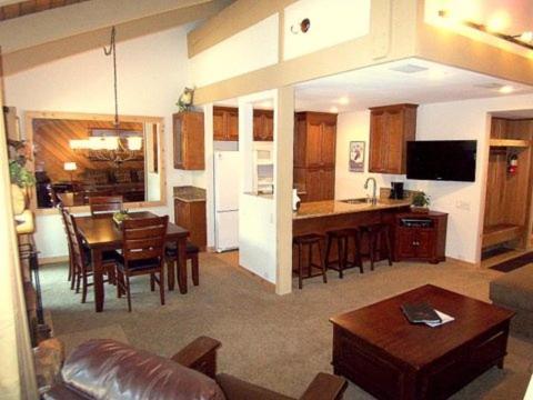 2 Bedrooms Premium *
