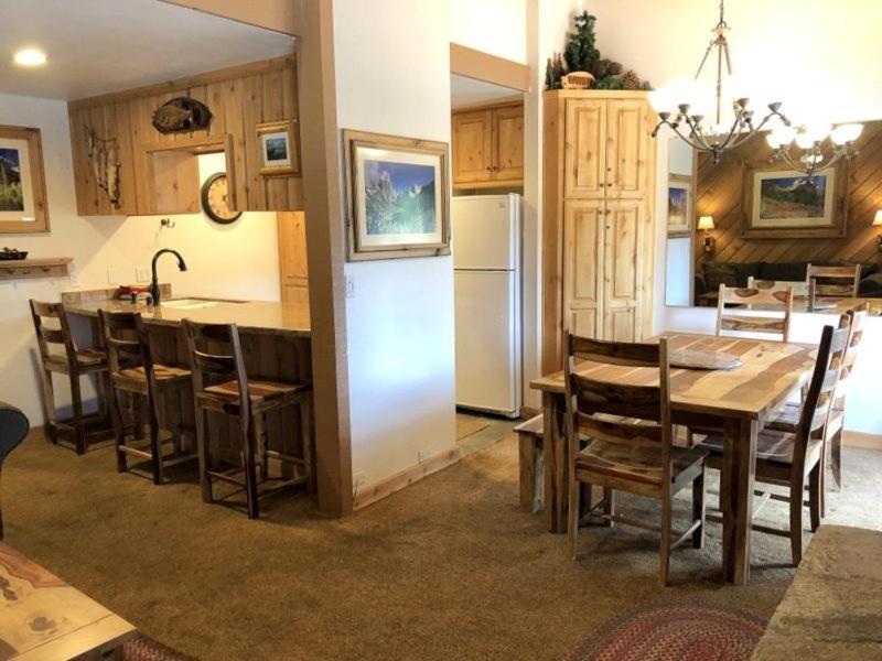 2 Bedrooms Premium