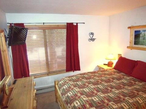 2 Bedrooms Premium Apartment *