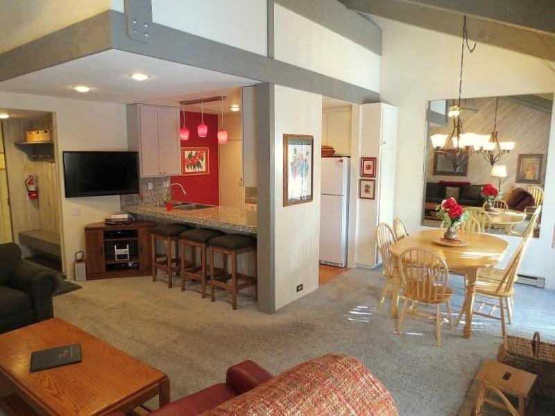 2 Bedrooms Premium Apartment *